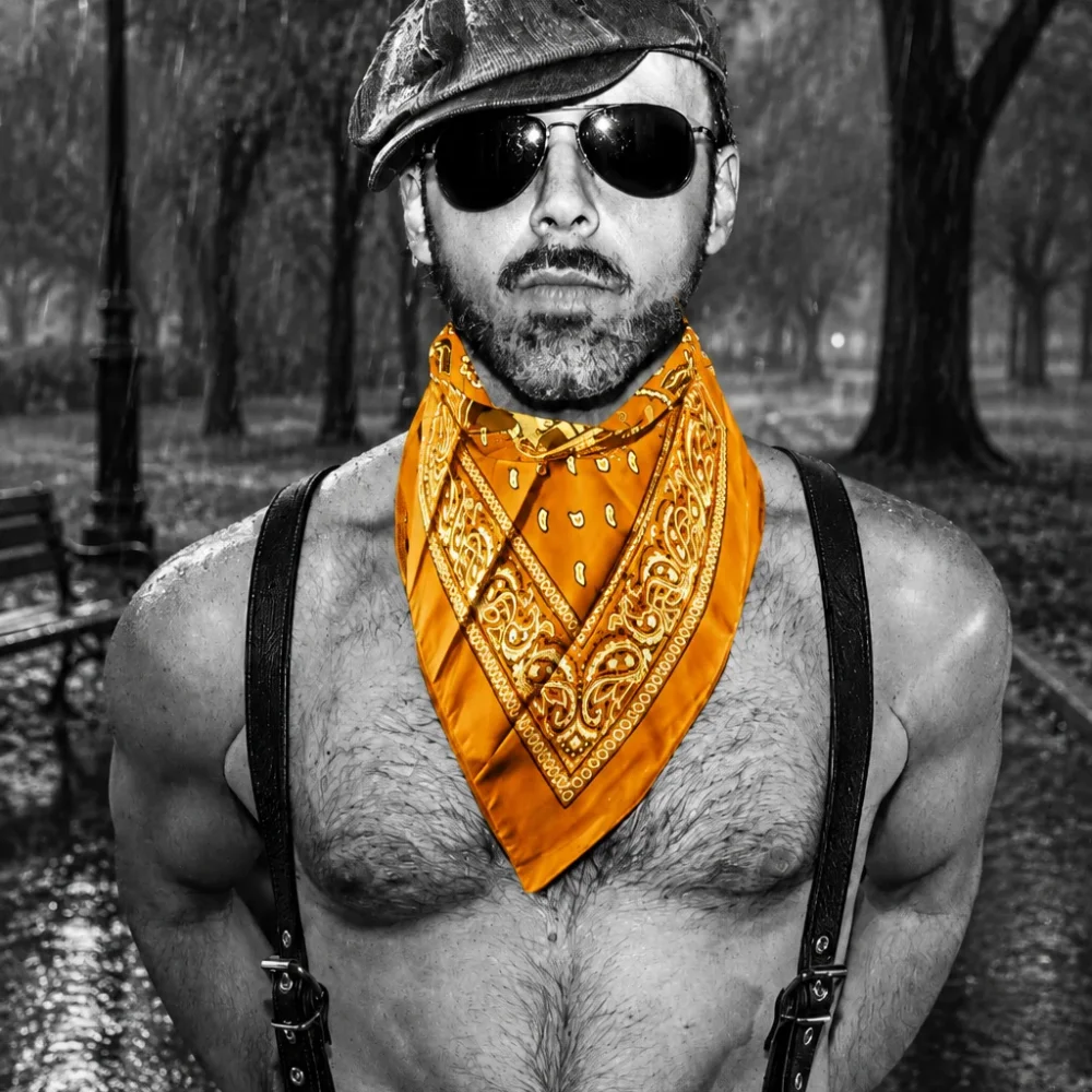 Oranžový hanky code šátek